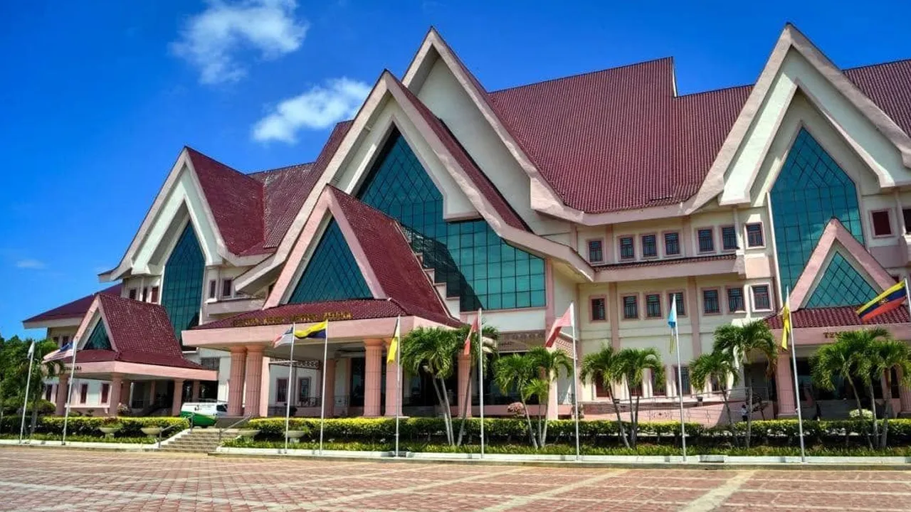 Pentadbiran Melaka Diteruskan Sepanjang Tempoh Kerajaan Sementara